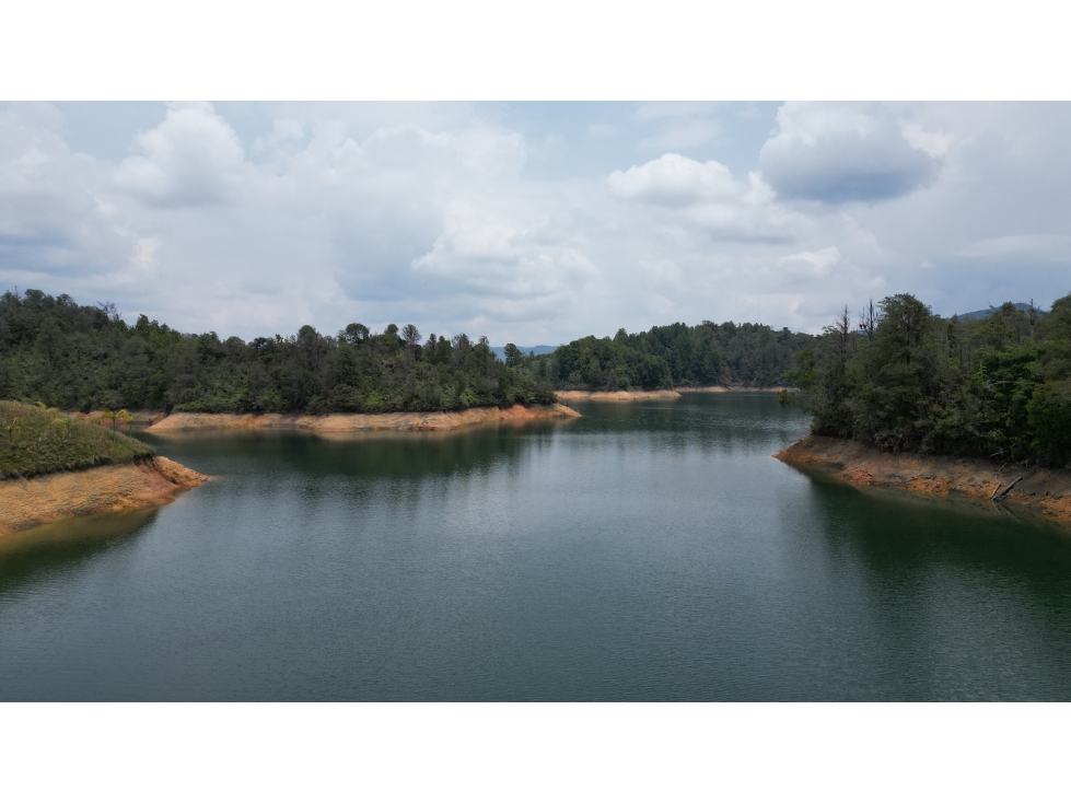 Lotes en venta en EL Peñol y Guatapé