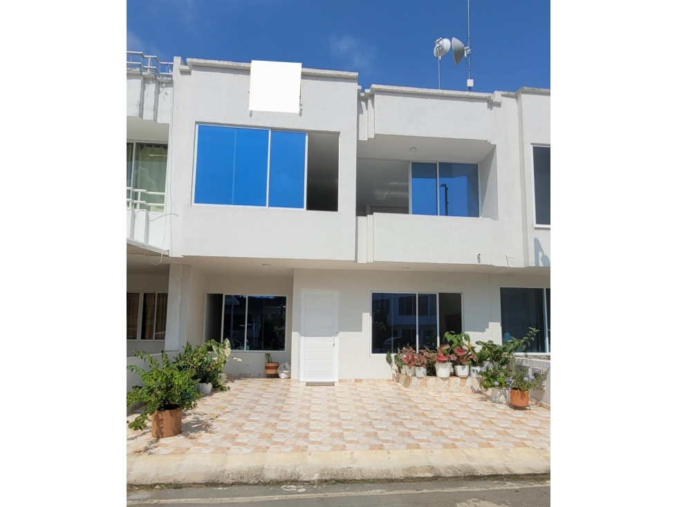 SE VENDE CASA EN CONDOMINIO EN JAMUNDI (L.M) CW:6908908