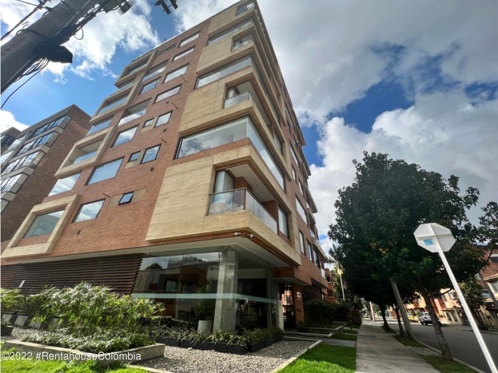 Apartamento en  Santa Paula(Bogota) RAH CO: 24-467