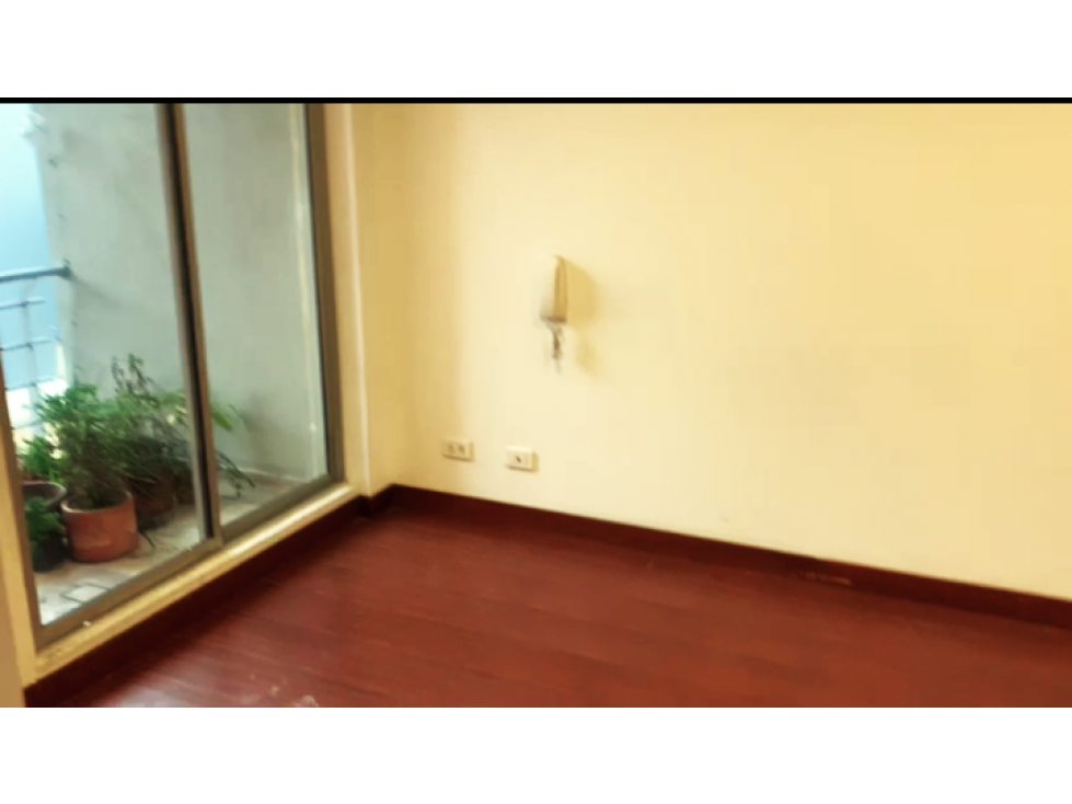 VENDO O ARRIENDO APARTAMENTO EN BELLA SUIZA. 145 M2 Área