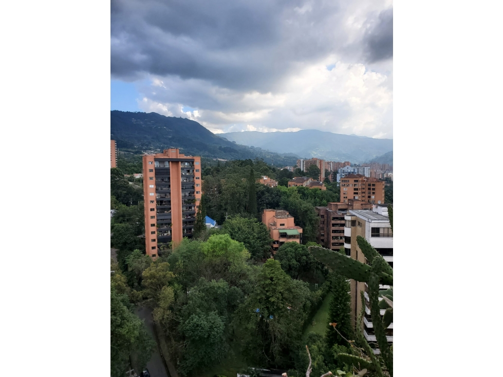 PENTHOUSE PARA LA VENTA EN EL POBLADO