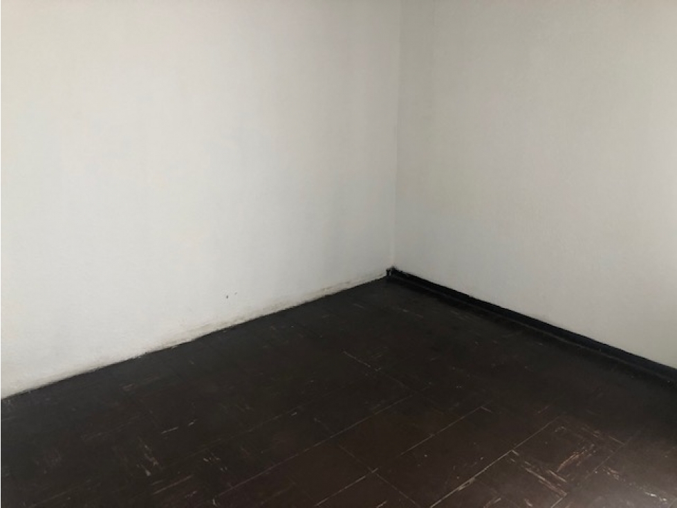 ARRIENDO CASA RINCON DE VENECIA, 115MT2,3 HAB,1BAÑO,3 GARAJES