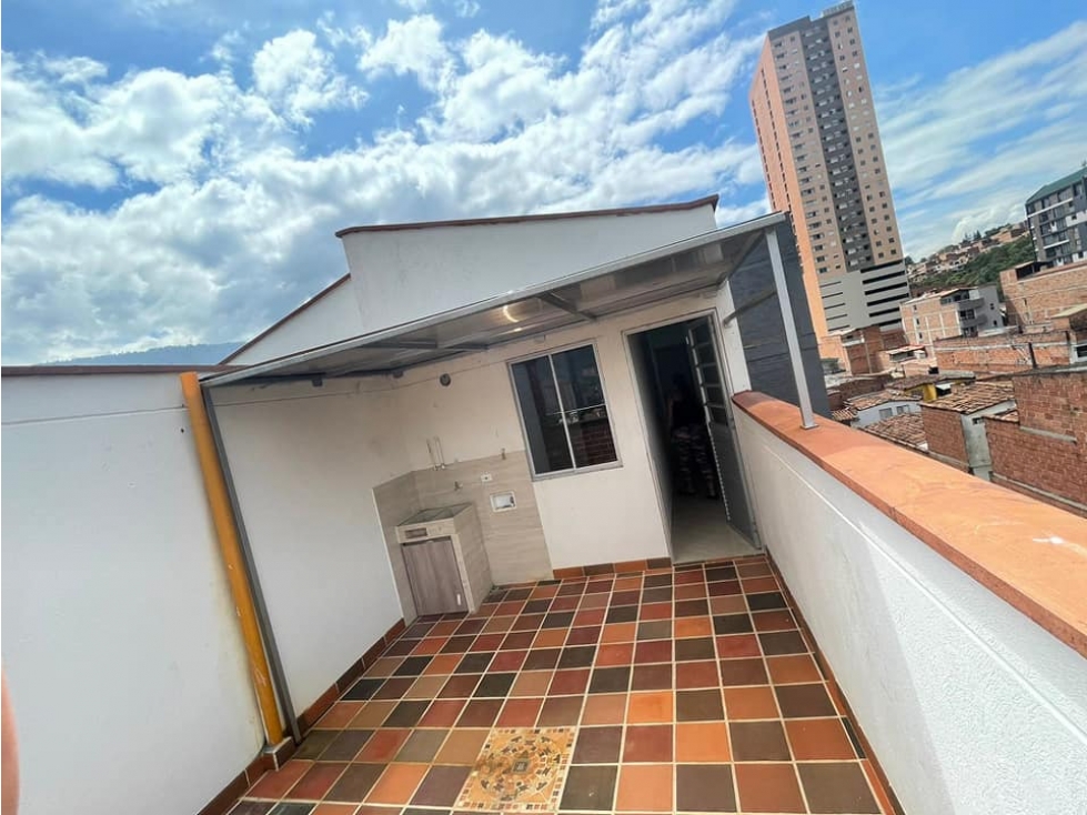 VENDO HERMOSO APARTAMENTO NUEVO  DUPLEX EN CABAÑITAS BELLO