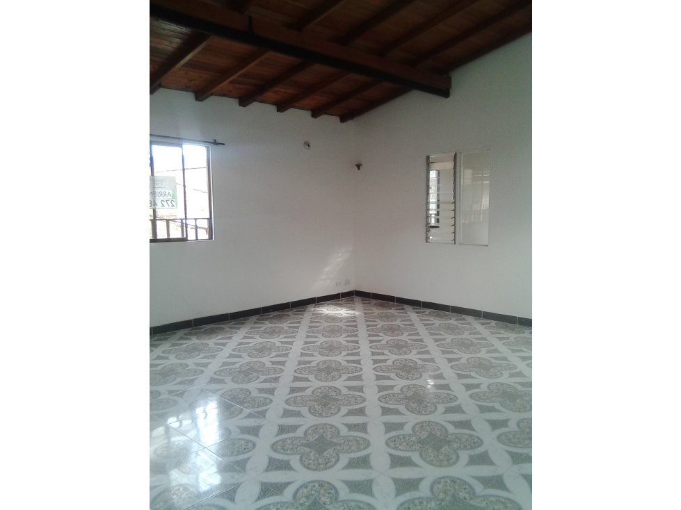 ARRIENDO APARTAMENTO SECTOR NIQUIA CAMACOL BELLO