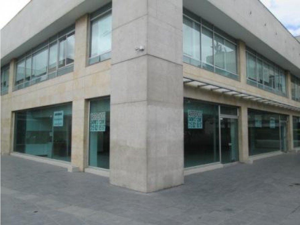 ARRIENDO DE LOCAL COMERCIAL EN PUENTE ARANDA 240 m2 TRAFICO CALLE