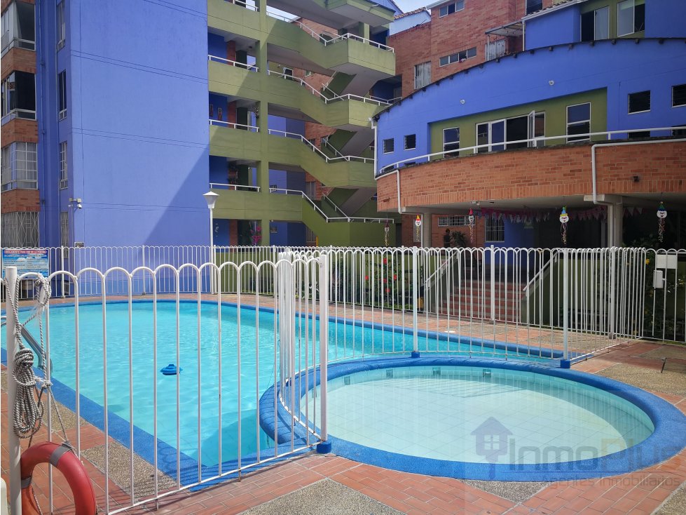 ARRIENDO APARTAMENTO REAL DE MINAS SANTA CLARA