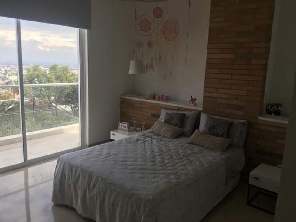 HERMOSO APARTAMENTO EN TEJARES DE CRISTALES