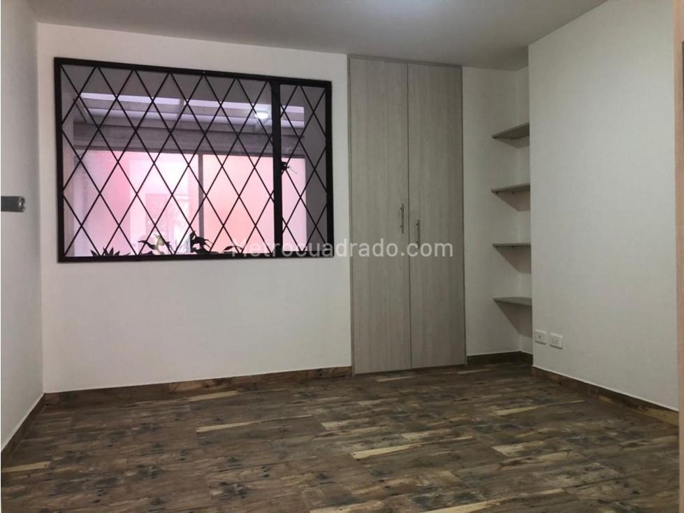 SE VENDE HERMOSO APARTAESTUDIO EN CHAPINERO. A