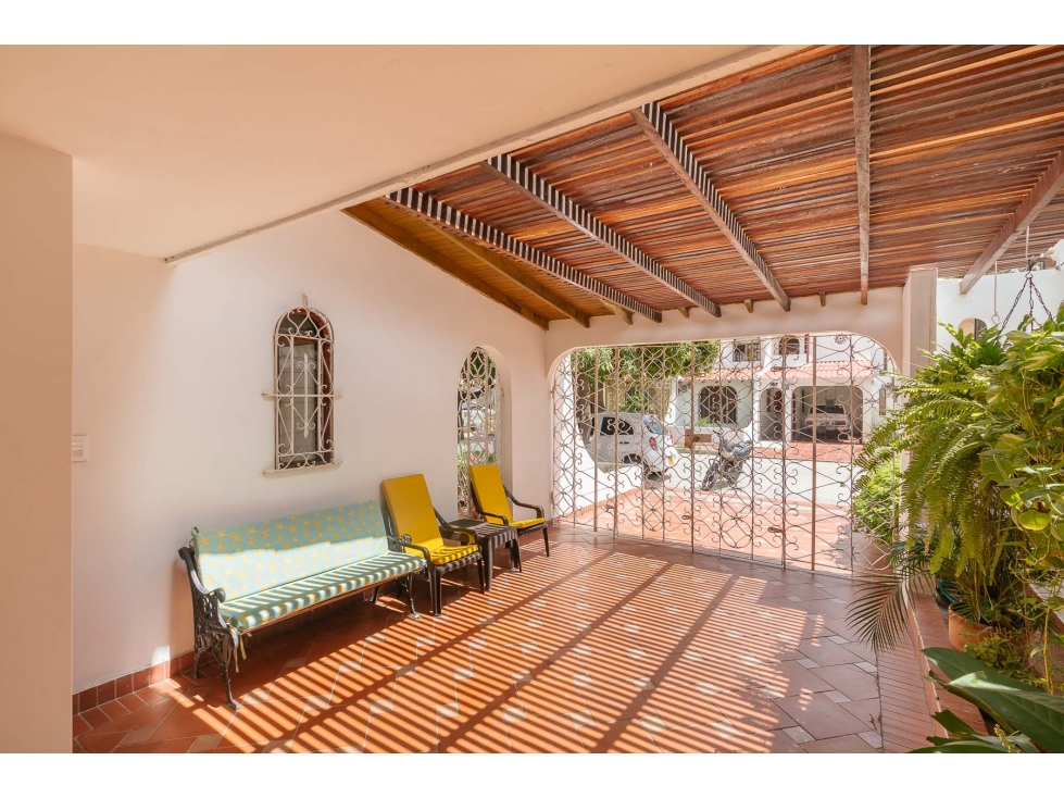 CASA EN VENTA - BAVARIA - SANTA MARTA