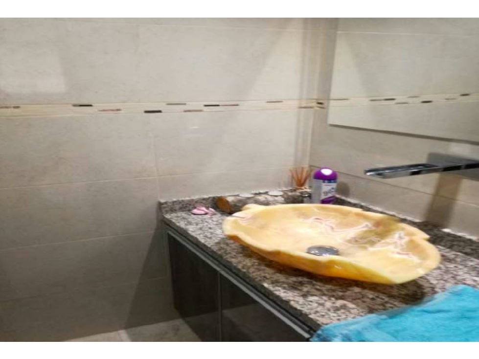 VENDO APARTAMENTO EN CHAPINERO ALTO REMODELADO