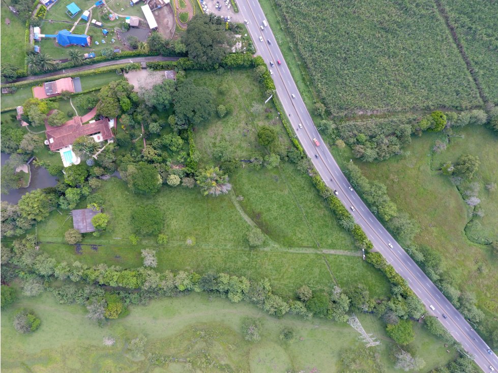 SE VENDE LOTE DE 31180 M2 SOBRE LA VIA PANAMERICANA JAMUNDI CALI