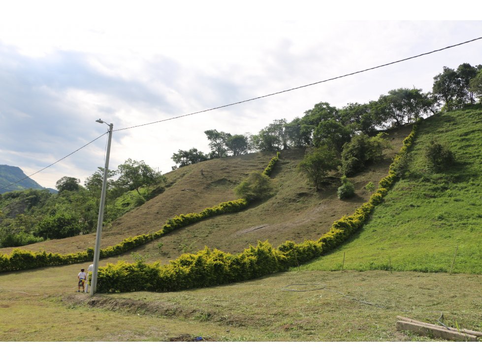 Vendo Lote en Villeta Unidad Cerrada