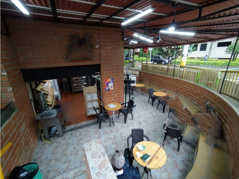 Se vende local comercial en Laureles, Medellin