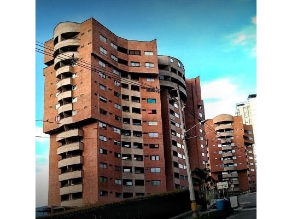 APARTAMENTO  EN  VENTA SABANETA, MEDELLIN PISO 13