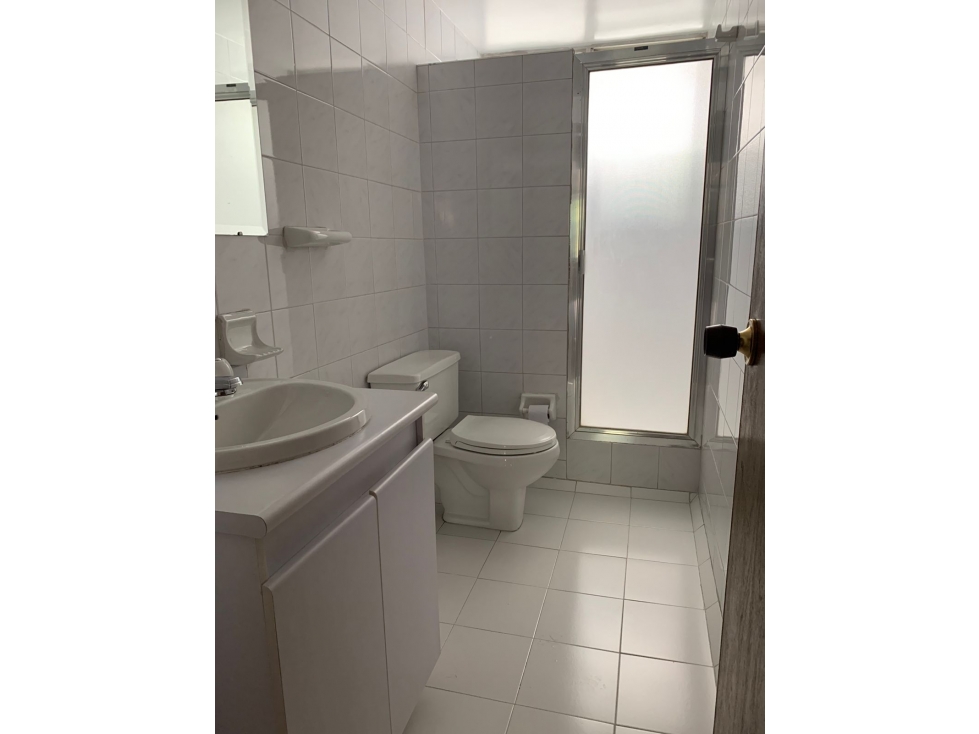 VENDO APARTAMENTO CHICO RESERVADO