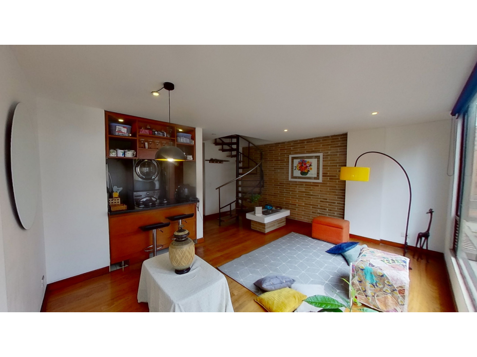 Vendo apartamento duplex en Santa Bibiana!