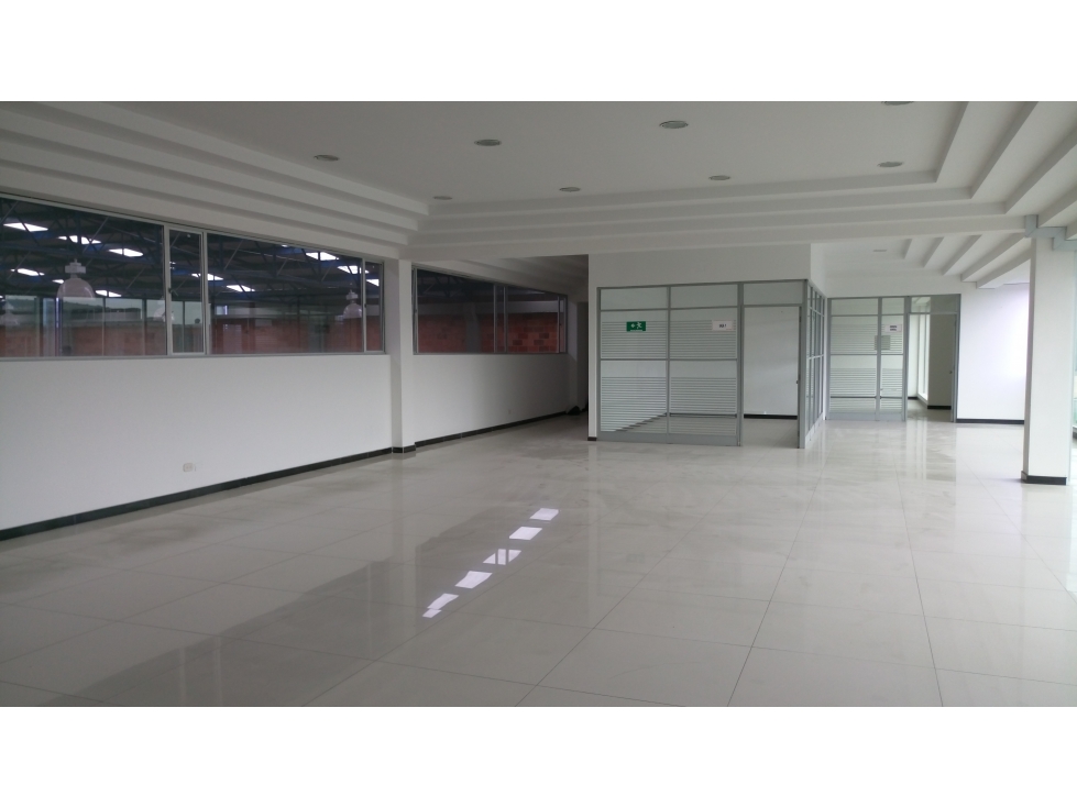 Bodega en Venta 2.200 M2 Autopista Medellín