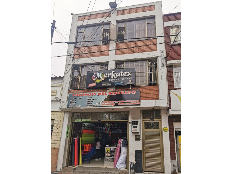 Edificio comercial en venta en el Restrepo Bogotá