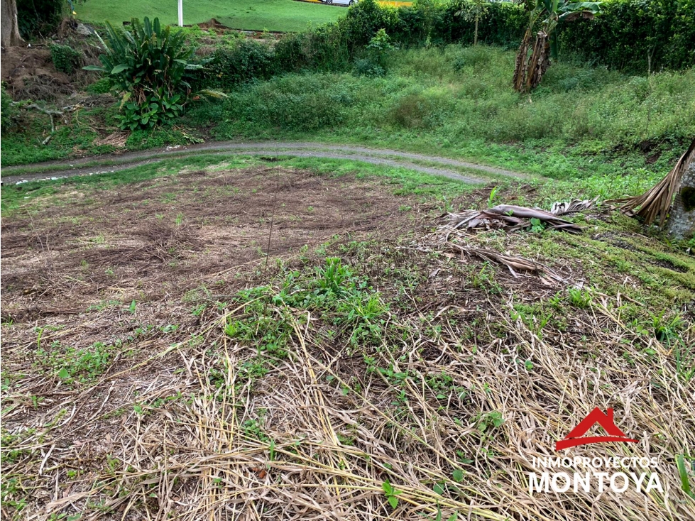 SE VENDE LOTE CAMPESTRE EN PARCELACIÓN SECTOR COMBIA, PEREIRA