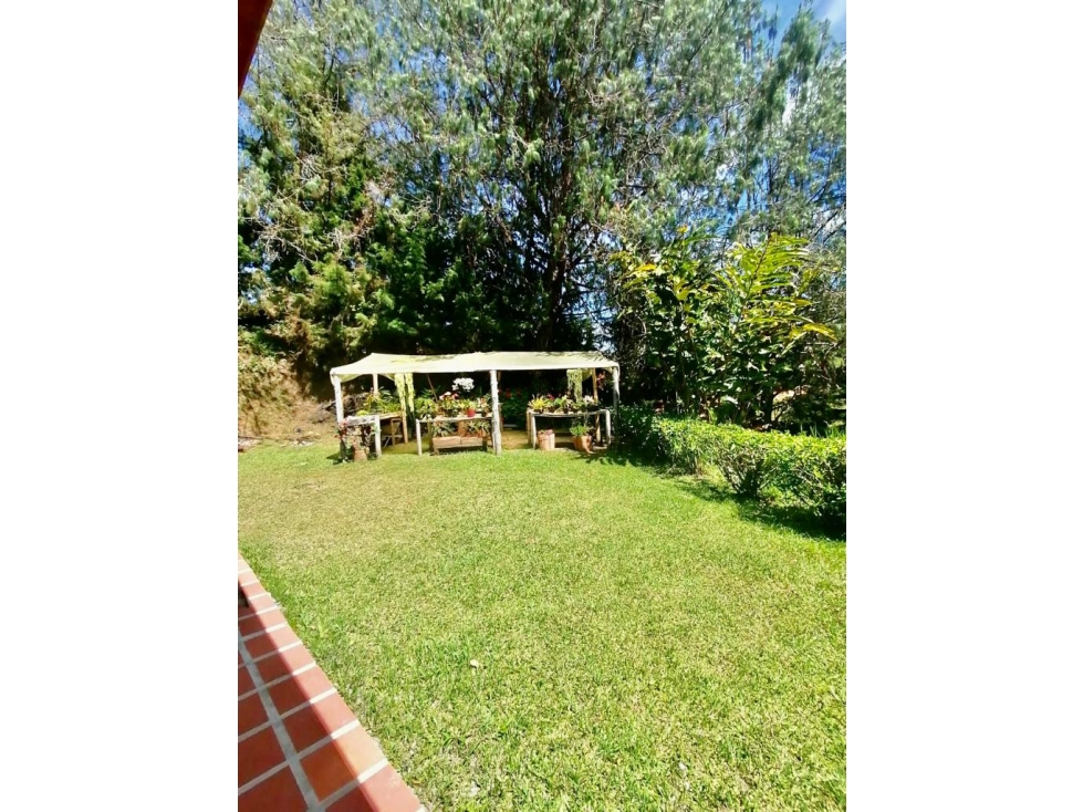 Casa finca en venta El Peñol - Vereda Horizontes