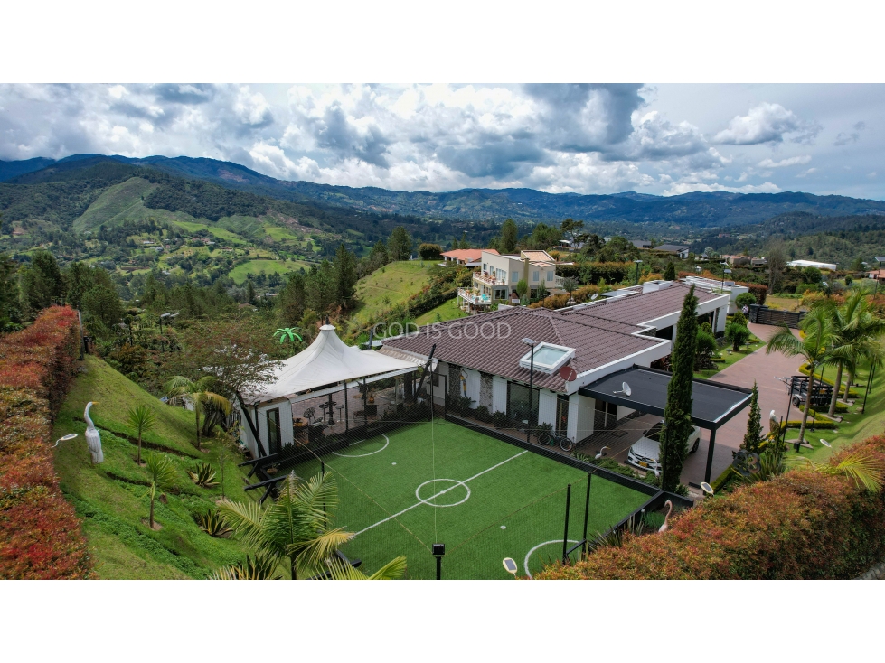 EL RETIRO  moderna con vista a las montañas, 5 hab, jacuzzi