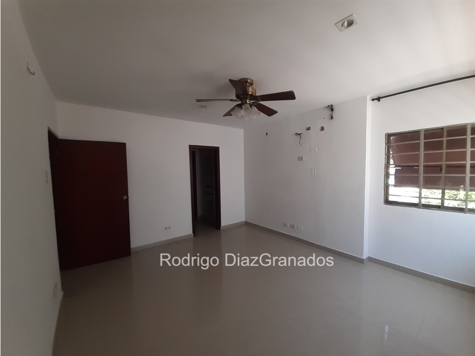 PARAISO BARRANQUILLA COLOMBIA VENTA CASA DE CONJUNTO DE 2 PISOS