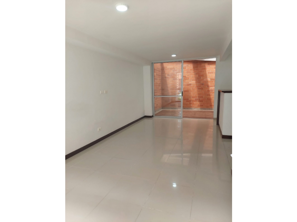 Arriendo casa en San Antonio de Pereira Rionegro Antioquia