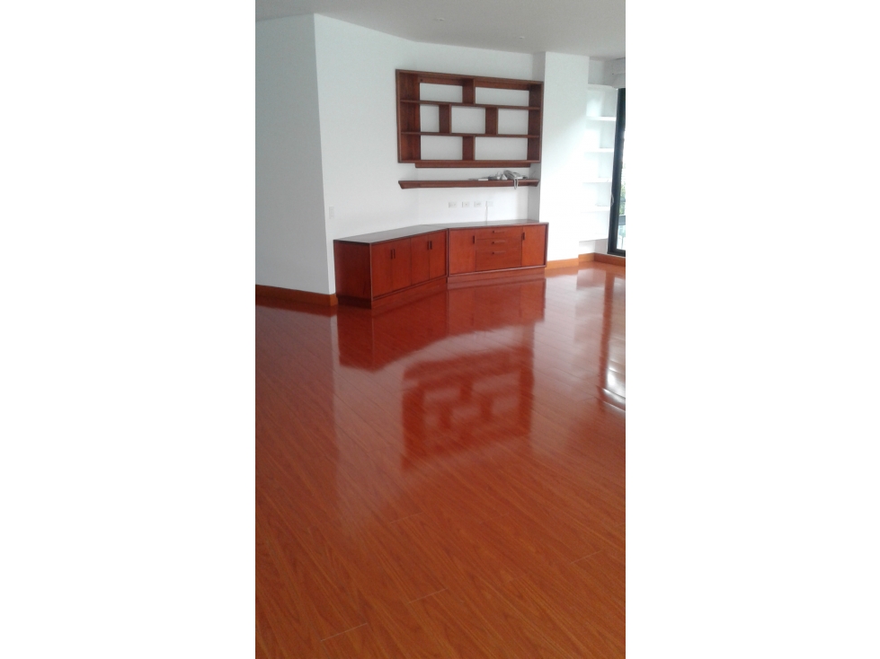 SANTA PAULA VENTA APARTAMENTO 160m2 BALCÓN