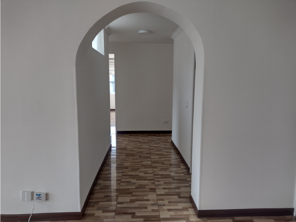 VENDO APARTAMENTO EN PONTEVEDRA