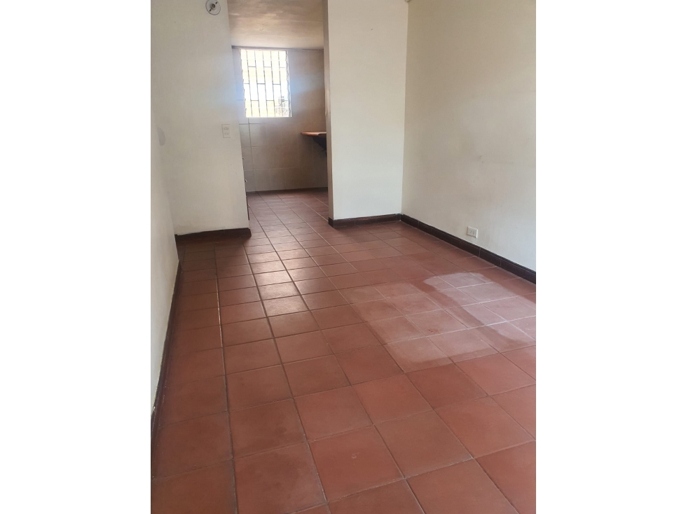 VENDO CASA EN SABANETA - ALCAZARES