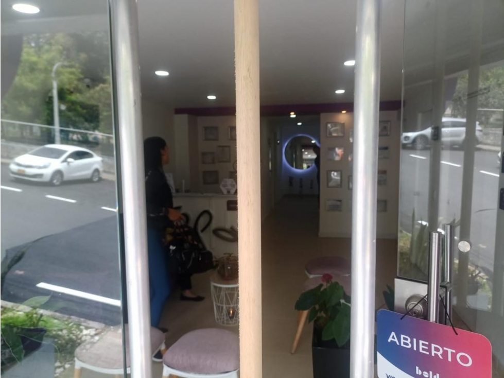 VENDO LOCAL COMERCIAL EN LA ESTRELLA  - PARQUE