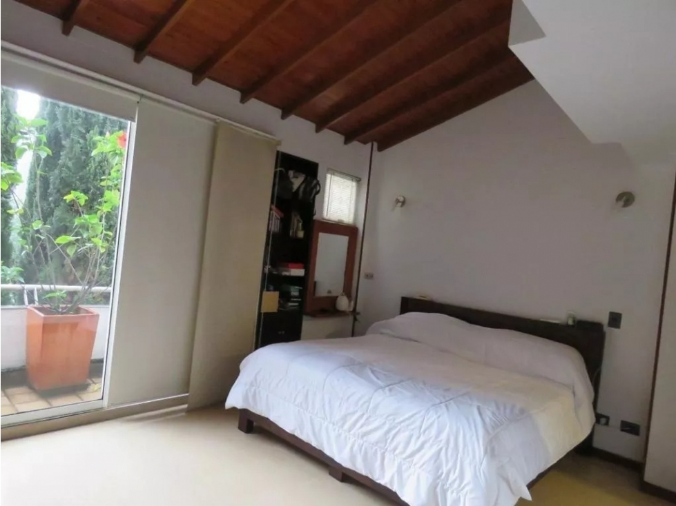 Venta de Casa en El Alto de las Flores, Envigado Antioquia