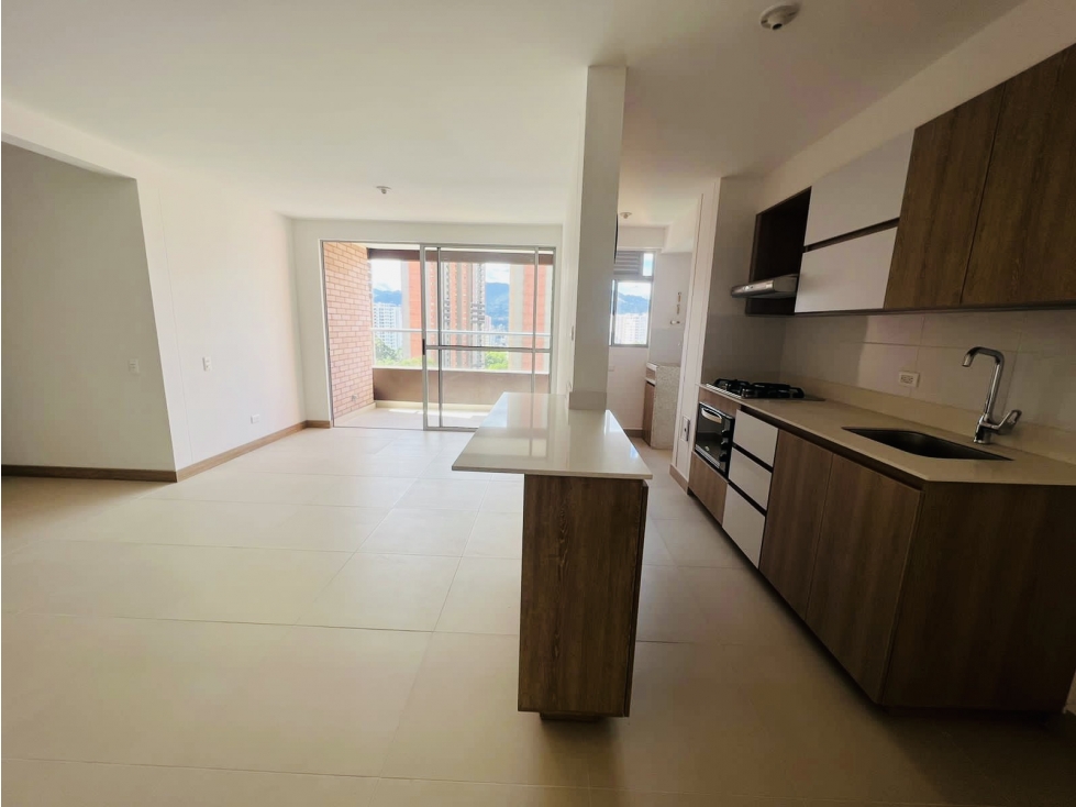 VENTA DE APARTAMENTO EN SABANETA, LOMA DE SAN JOSE PARTE BAJA