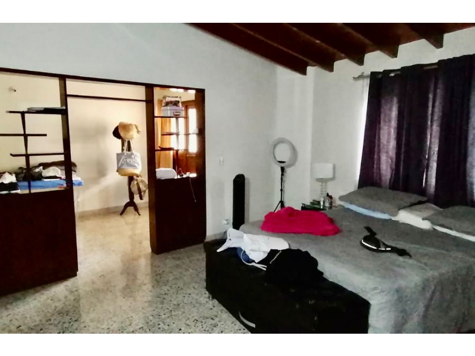 CASA BIFAMILIAR PARA LA VENTA SEGUNDO Y TERCER PISO EN PILARICA