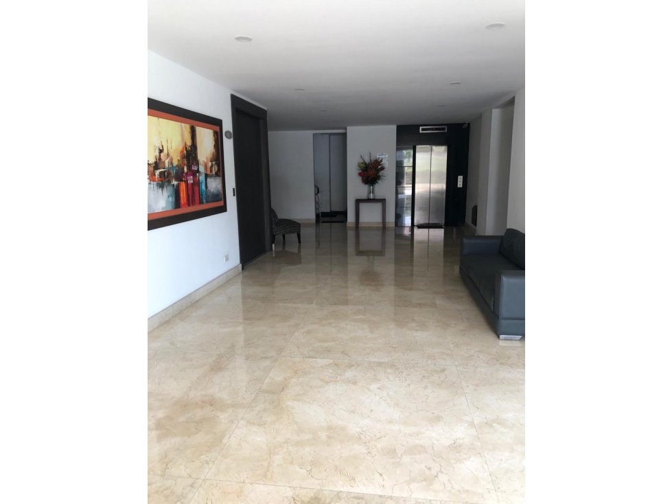 VENDO APARTAMENTO EN RIOMAR 300 MTS