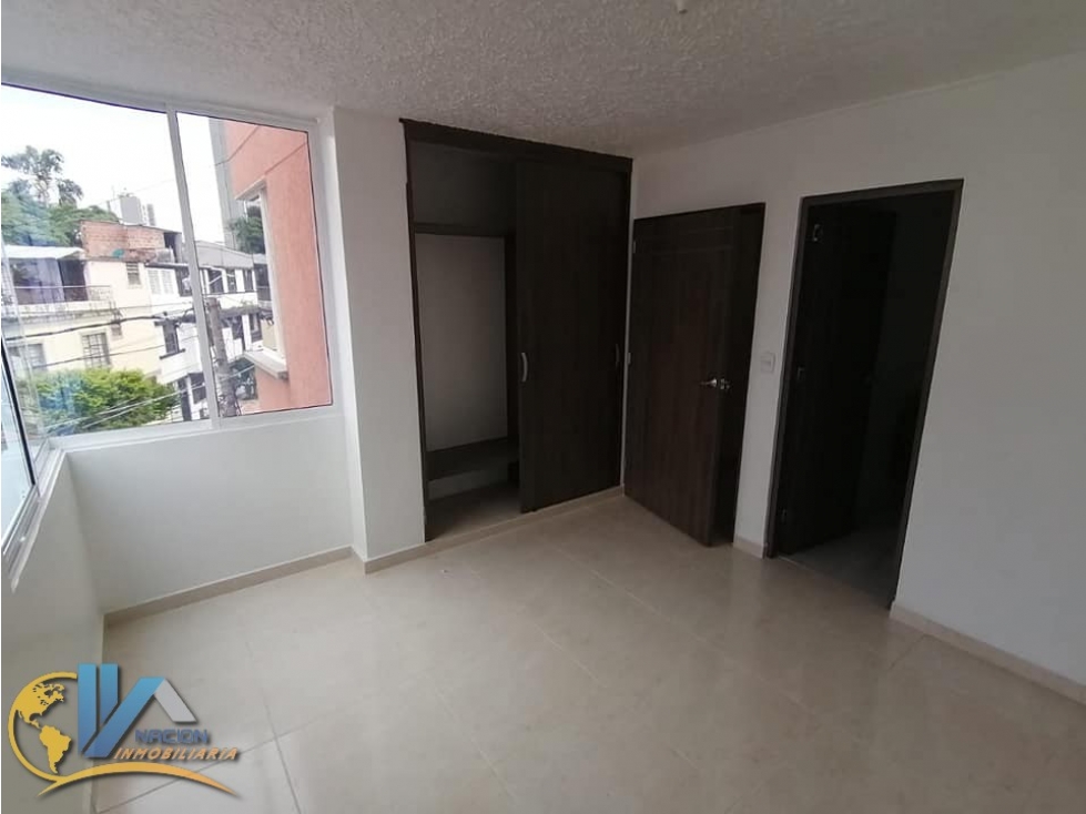 SE ARRIENDA MAGNÍFICO APARTAMENTO EN MEJORAS PÚBLICAS