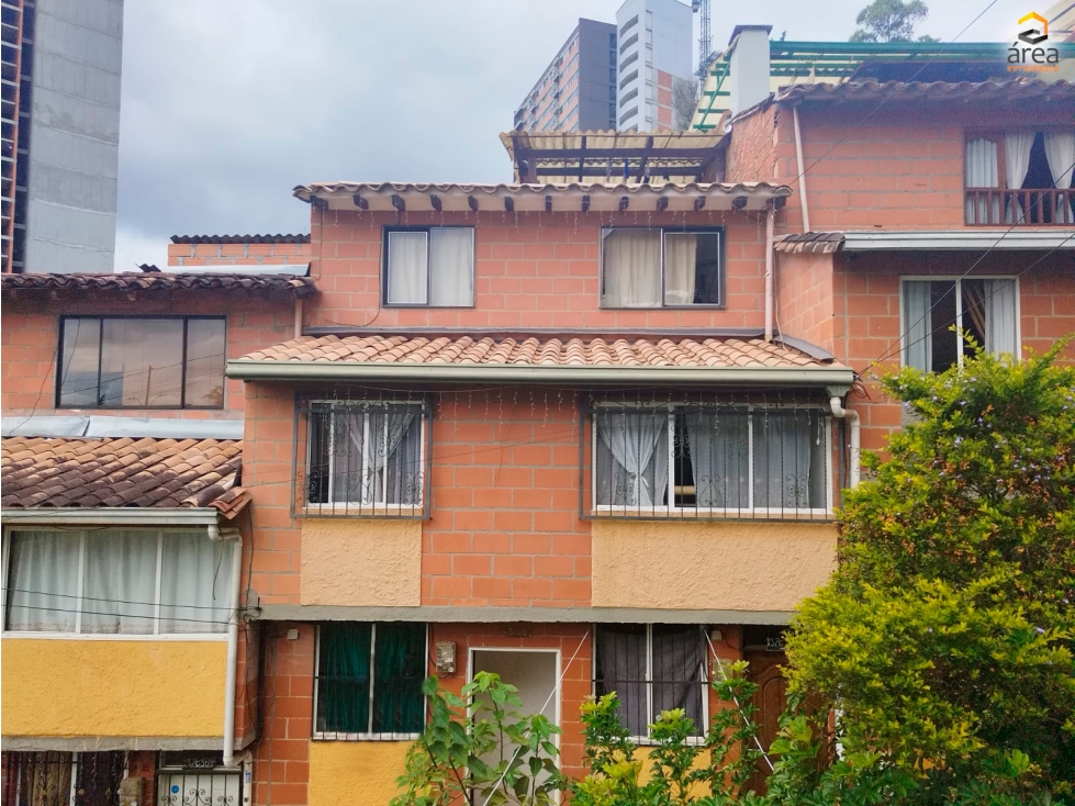 CASA EN VENTA - MANANTIALES - RIONEGRO ANTIOQUIA