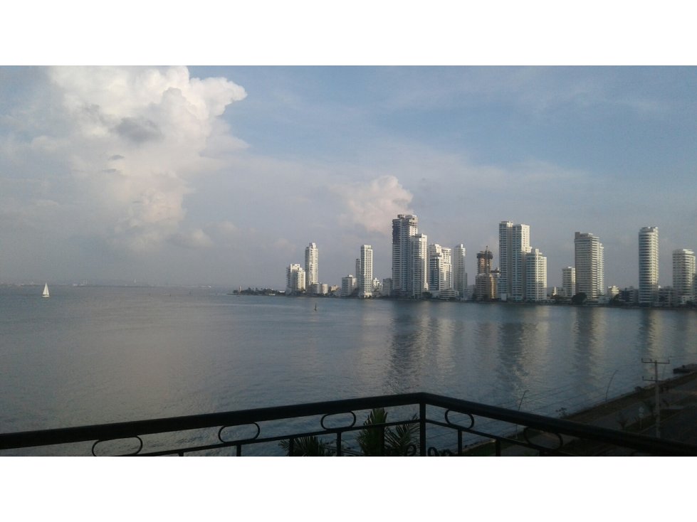 VENDO APARTAMENTO VISTA  A LA  BAHIA BOCAGRANDE