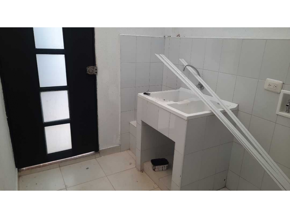 vendo casa en sur de cali barrio ciudad jardin unidad cerrada