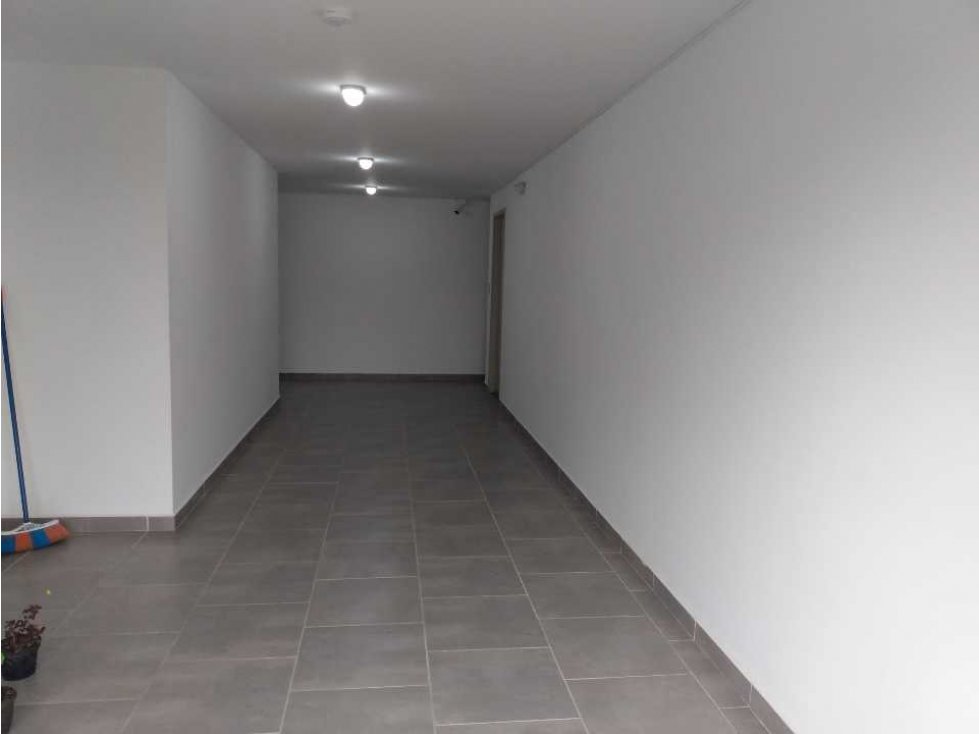 Apartamento 62 m2 de 3 alcobas 2 baños  Av.19