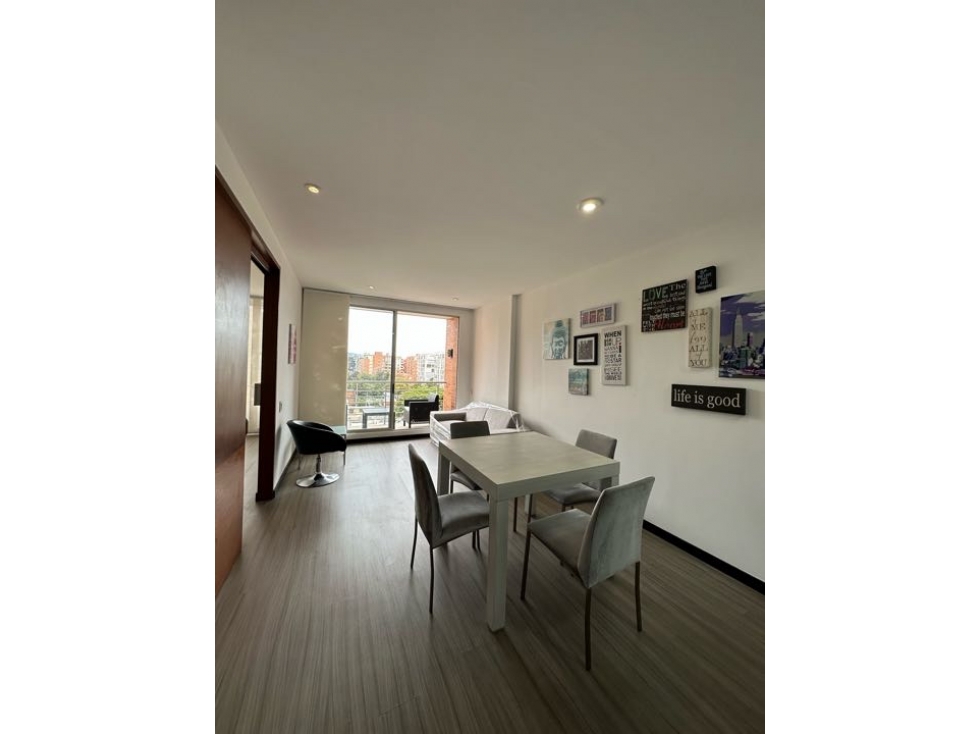 Apartamento amoblado de 70m2 para arriendo en la calle 98 con 19a