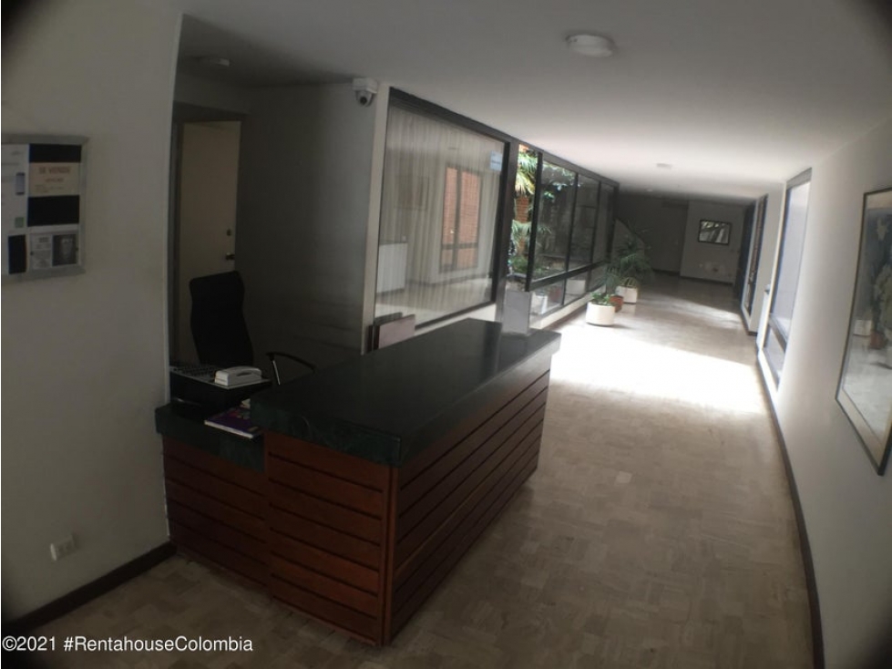 Apartamento en  Alhambra(Bogota) RAH CO: 24-606