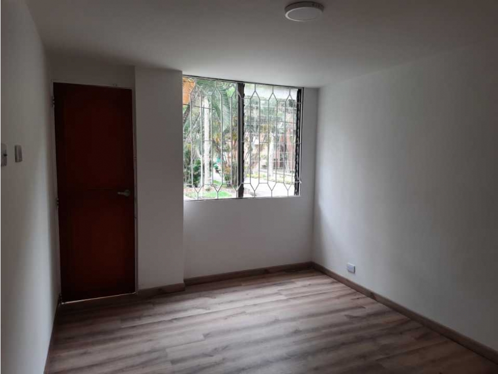 Apartamento en arriendo Conquistadores