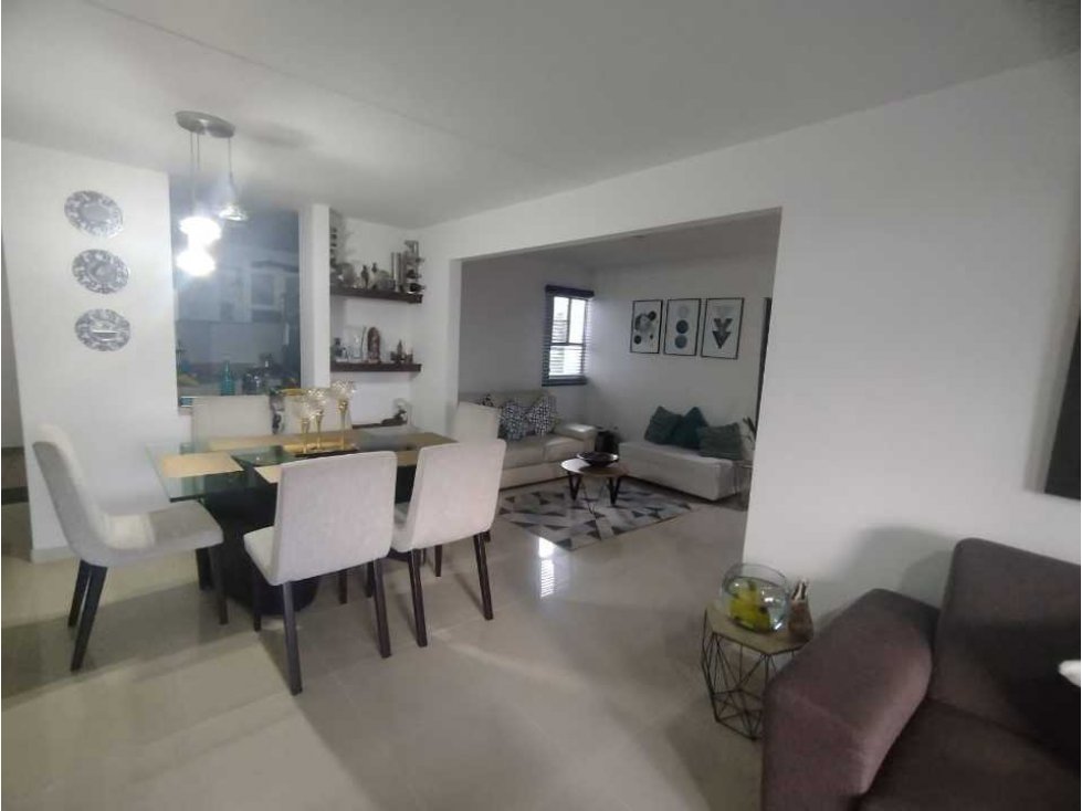 Apartamento en barrio la Hacienda