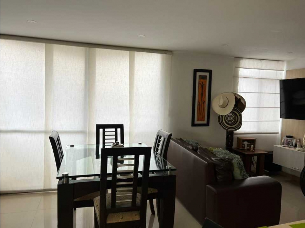 APARTAMENTO EN MEDELLIN, CALAZANIA, SE VENDE