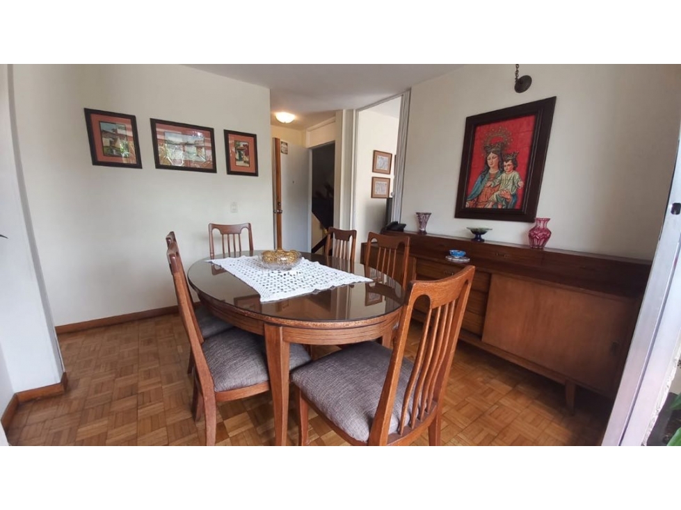 Apartamento en Venta en Poblado Patio Bonito