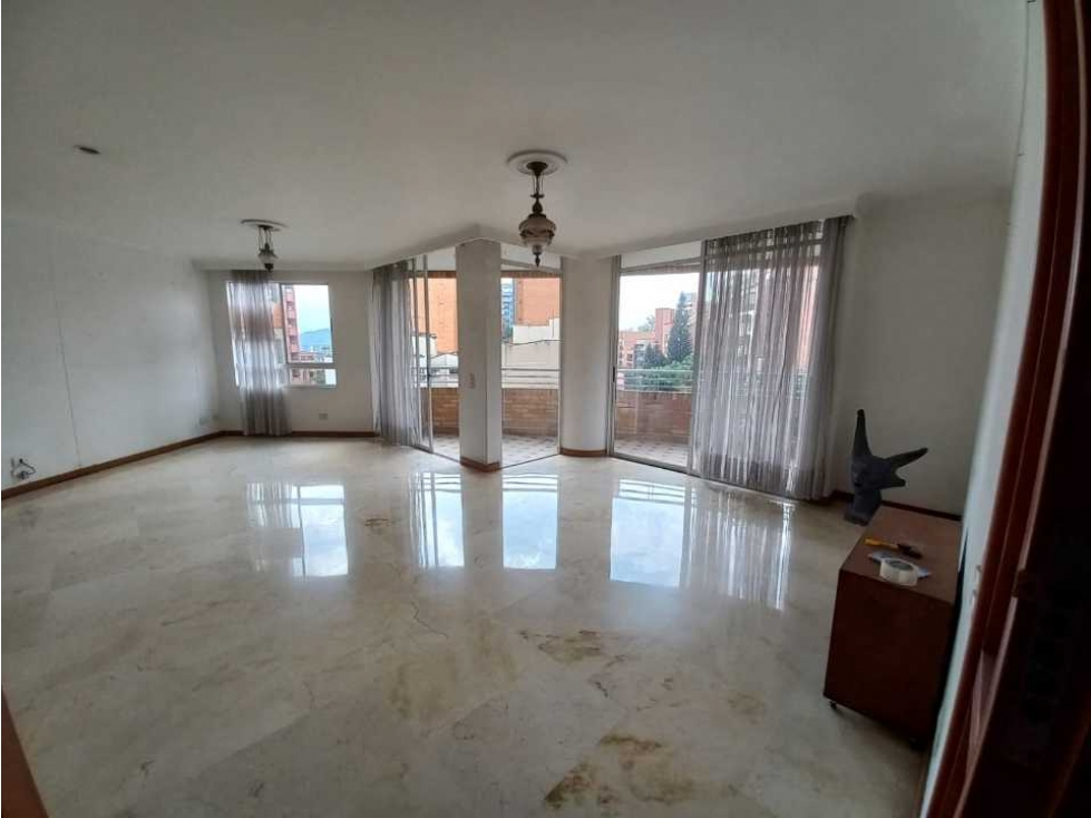 Apartamento en venta  Laureles