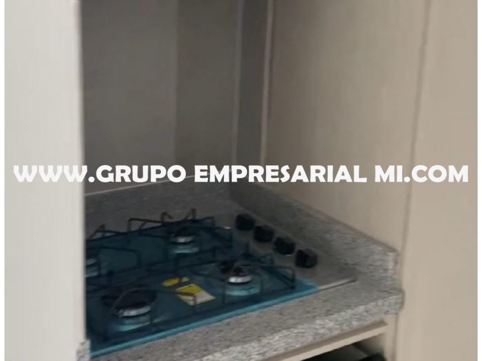 APARTAMENTO EN VENTA - SECTOR PAJARITO, ROBLEDO COD: 26511