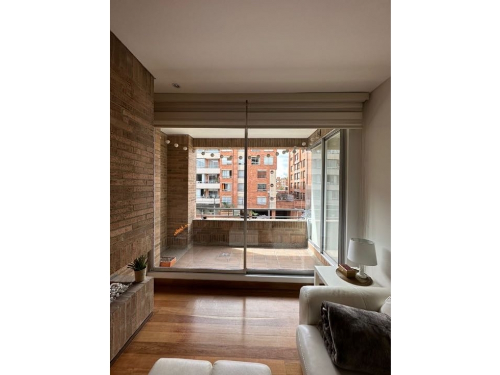 Apartamento para arriendo de 77m2 en la calle 106 #19a.