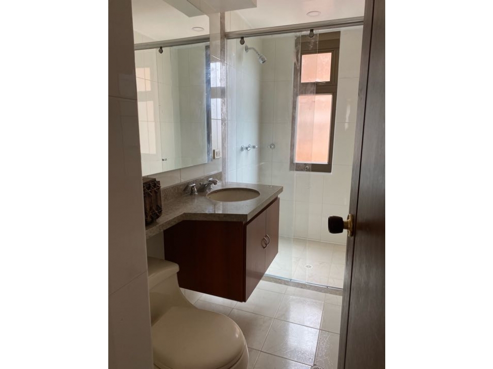 Arriendo apartamento Cabrera